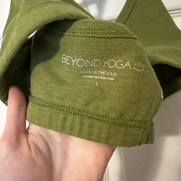 Beyond Yoga Spacedye Slim Racerback Bra Olive Green Size L - Picture 3 of 3